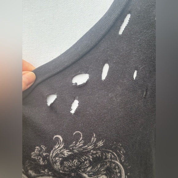 Vintage Torrid Heart and Bones Distressed Weathered Grey Tee in Size 2 - Picture 3 of 7